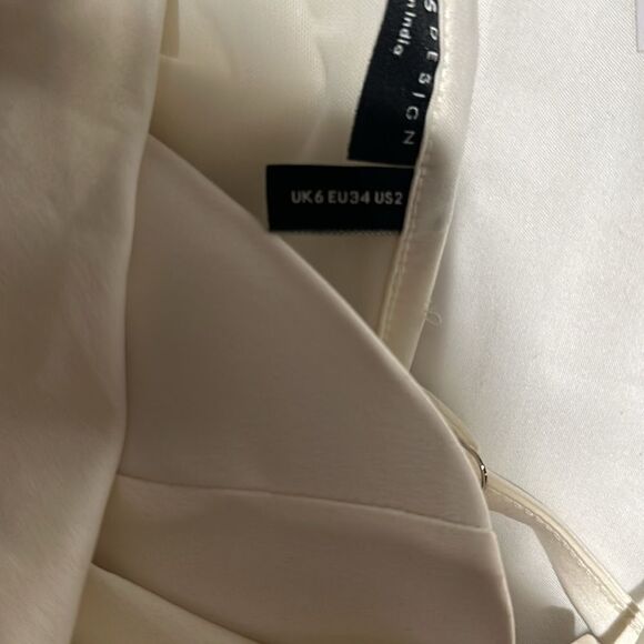 ASOS DESIGN NWT stretch satin corset with diamante trim in ivory - Picture 6 of 6